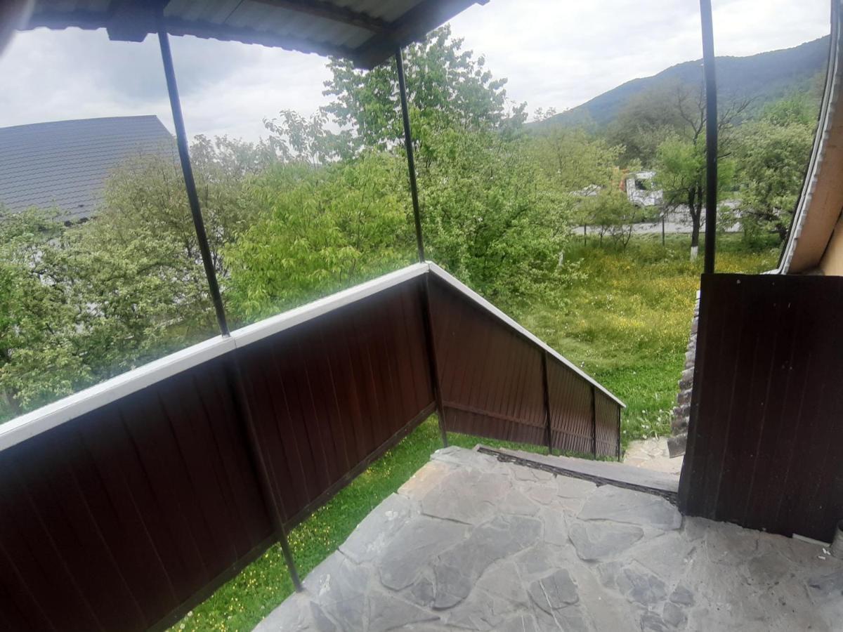 Barlig Apartment *