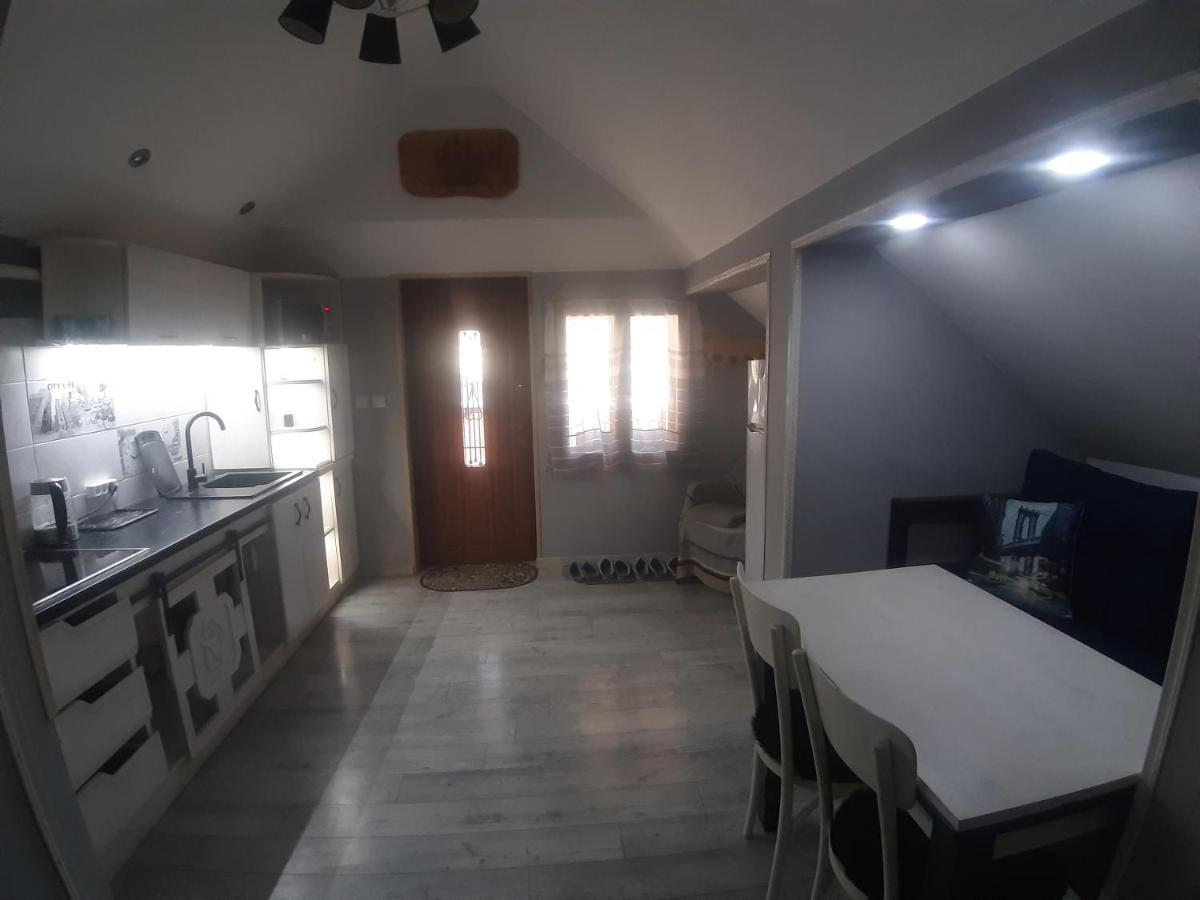 Barlig Apartment *